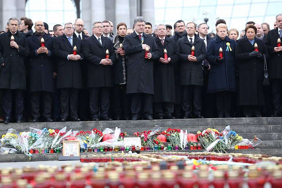 Порошенко висловив співчуття близьким загиблих під час теракту в Харкові
