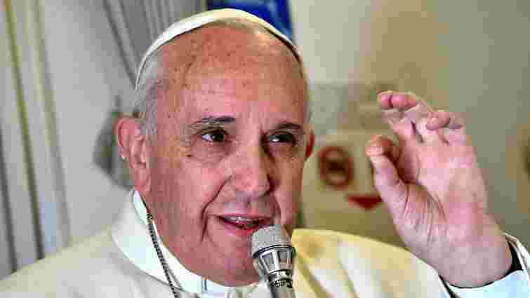 Папу Франциска запросили до України