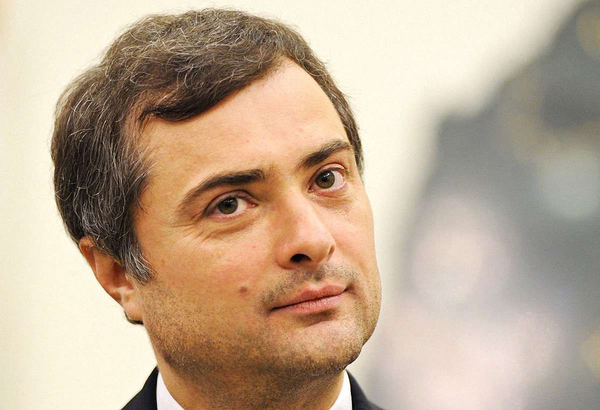 СБУ розслідує причетність Суркова до розстрілу протестувальників на Майдані