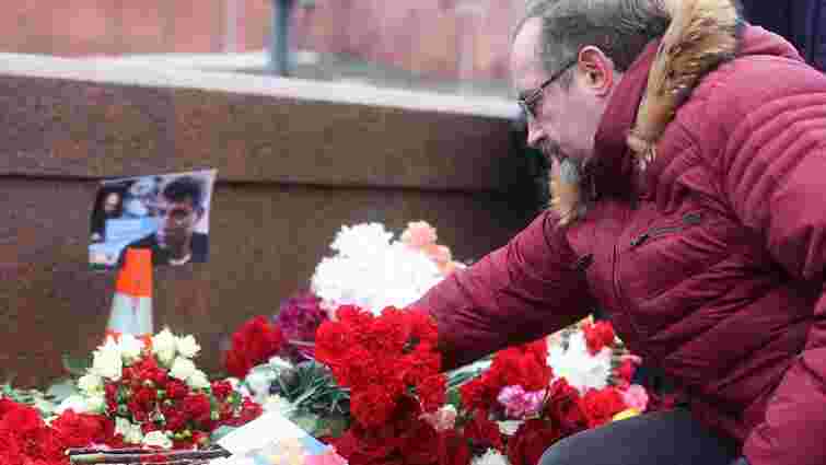 Бориса Нємцова поховають у Москві