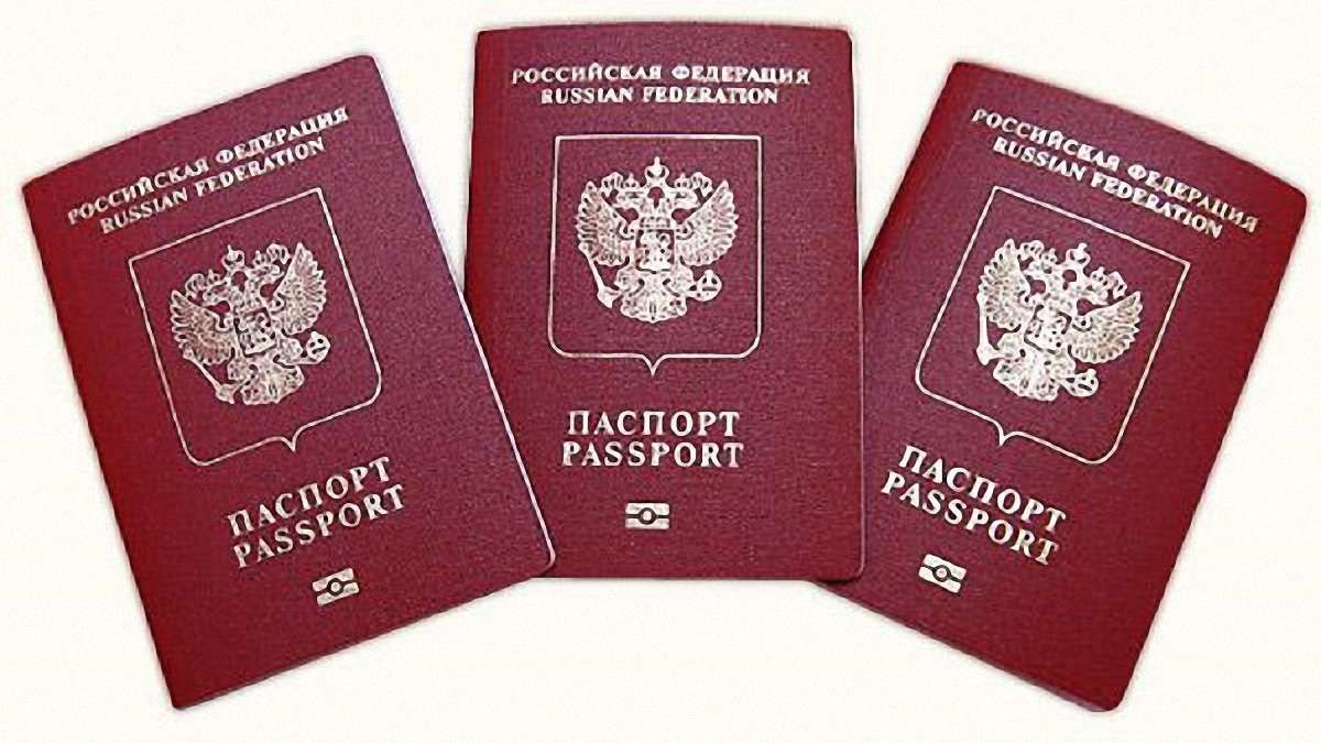 З 1 березня росіян в Україну пускатимуть лише за закордонним паспортом