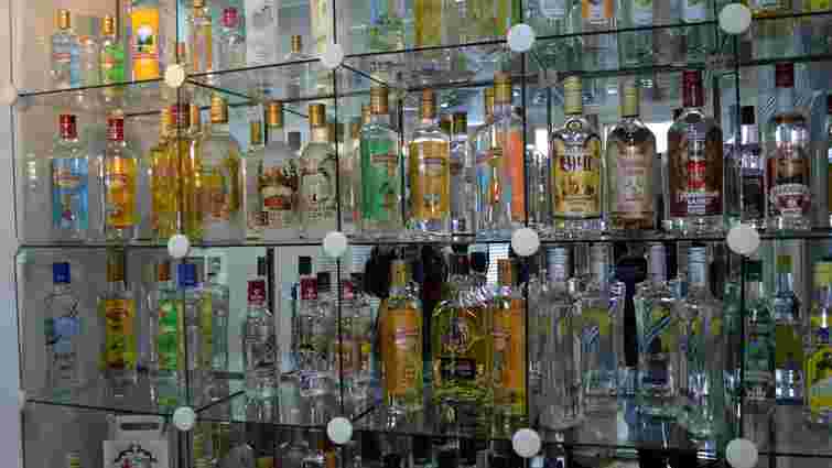 Мінімальна вартість пляшки горілки в Україні зросте до ₴55