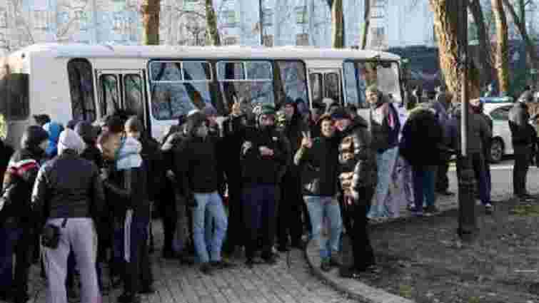 Правоохоронці затримали екс-керівників Дніпропетровщини, котрі організовували банди «тітушок»