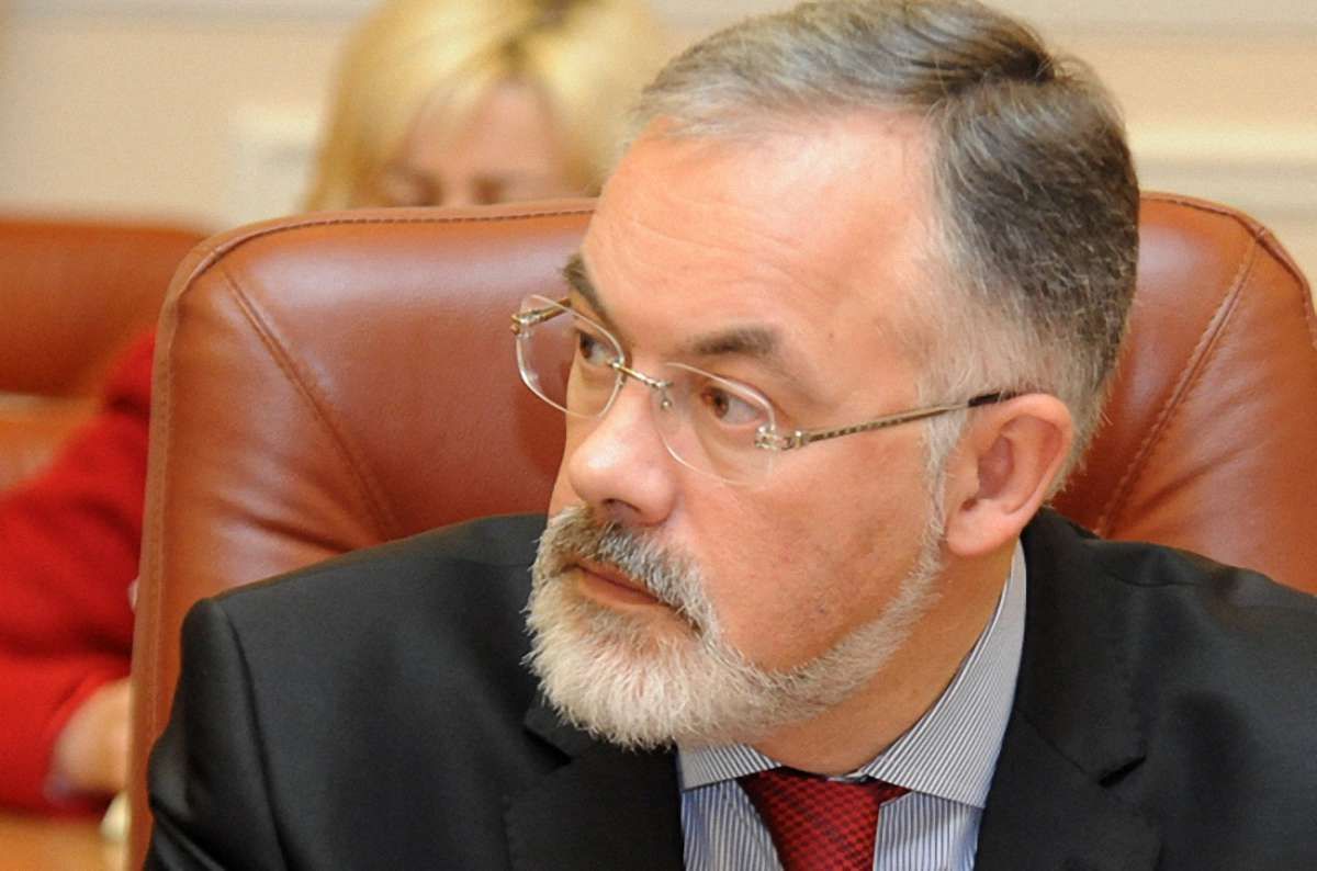 Після похорону Чечетова Табачник виїхав з України, - СБУ