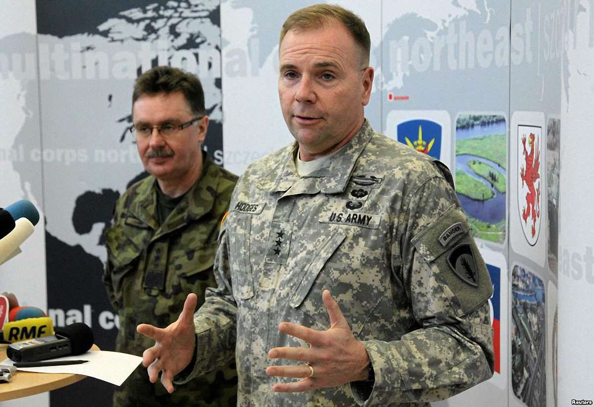 Кількість російських військових на Донбасі сягає 12 тис., - міноборони США