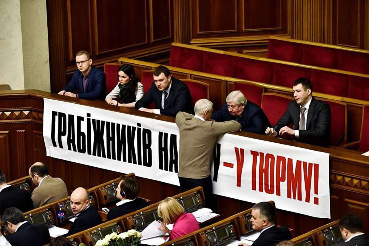 Верховна Рада дозволила арешт трьох суддів Печерського райсуду