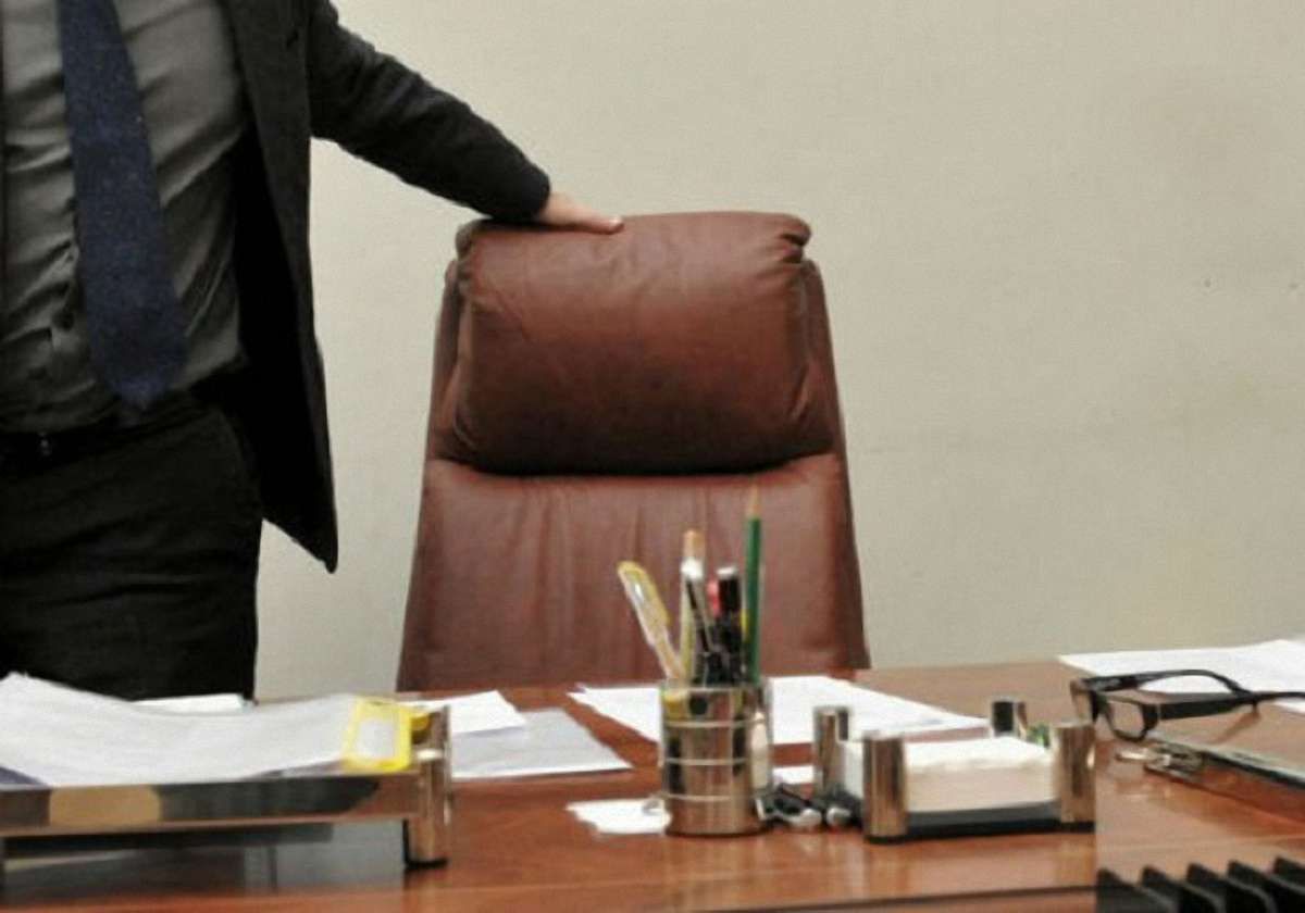 Яценюк відсторонив голову Держфінінспекції 