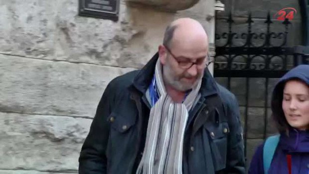 У місті продовжують програму реставрації деревних вікон та брам