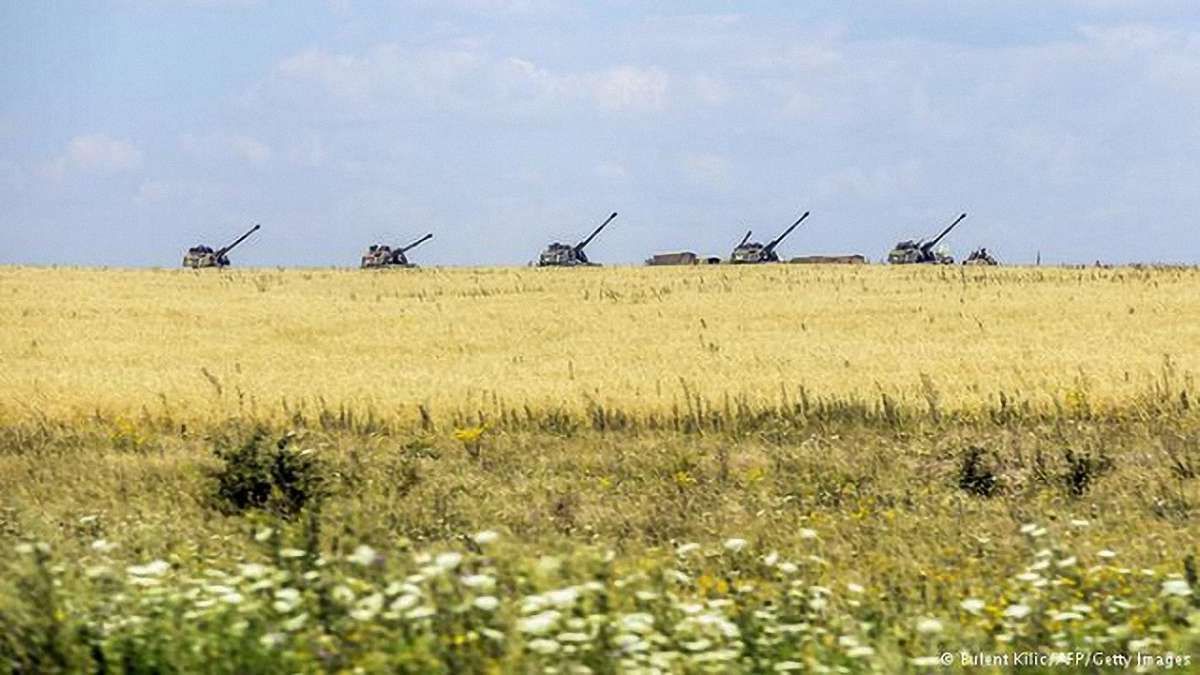 Влада США через Мінські домовленості заморозила програму навчання українських військових