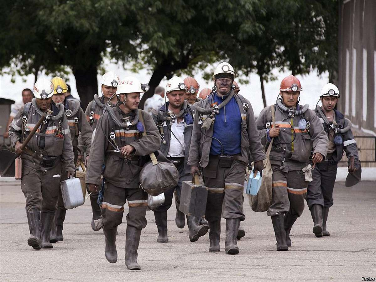 Червоноградським шахтарям повністю виплатили зарплату за грудень