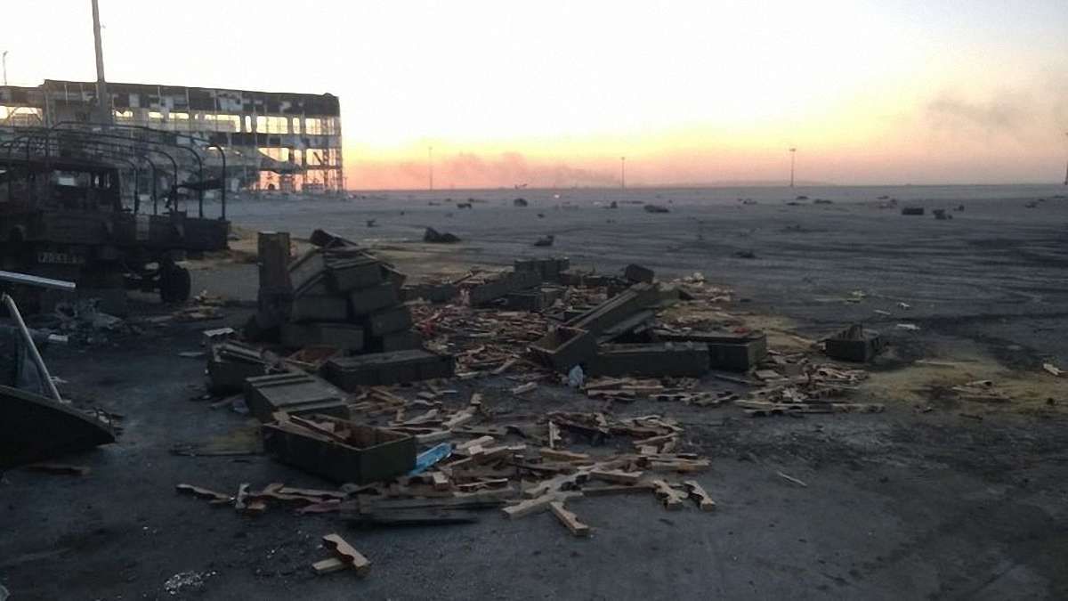 З донецького аеропорту вивезли тіла 16 українських військових 