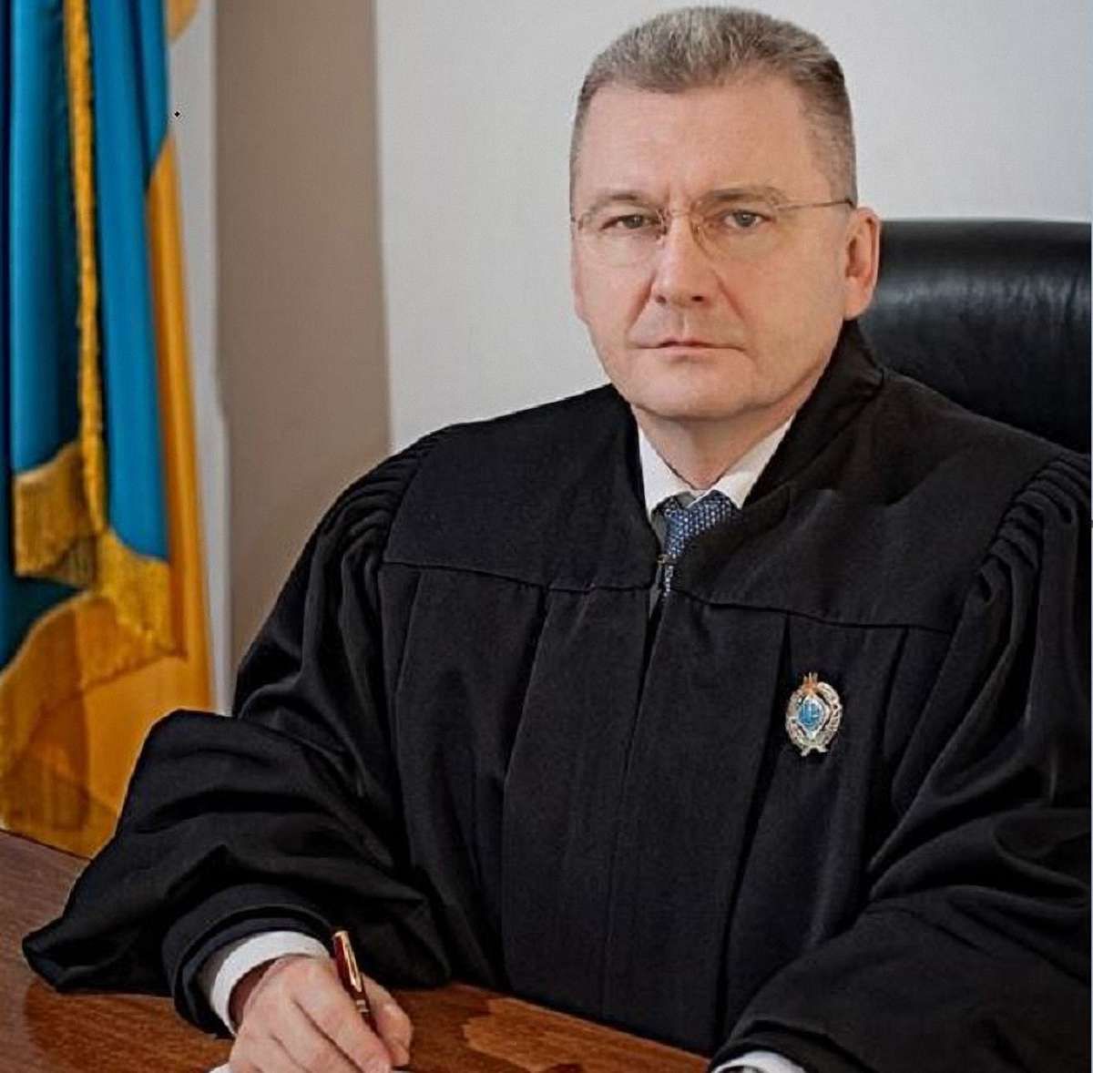 Львів'яни пікетуватимуть суддю, який виніс умовний вирок шахраям з підробляння бронежилетів
