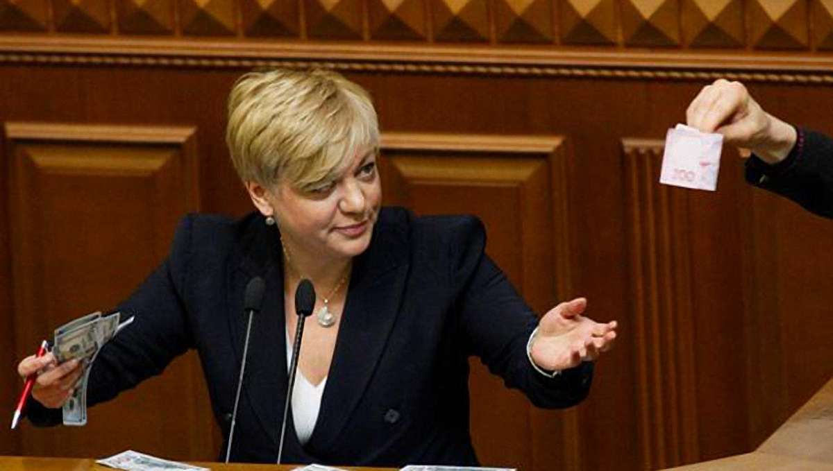 НБУ готується зняти обмеження на валютному ринку