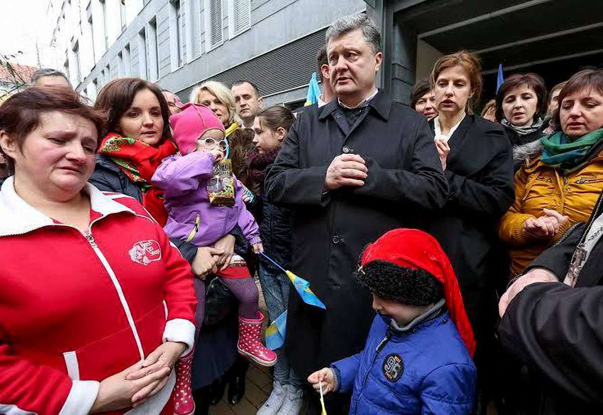 Порошенко зустрівся з українською діаспорою Дрездена
