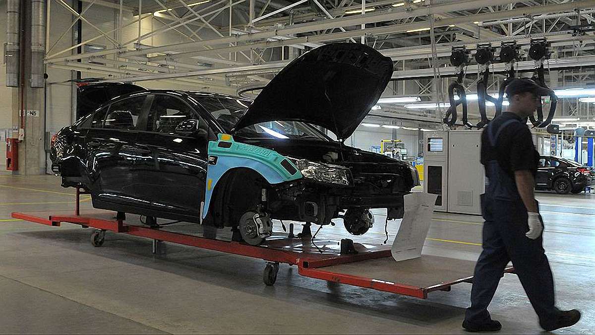 Opel і Chevrolet відмовляються від виробництва і продажу автомобілів у Росії 