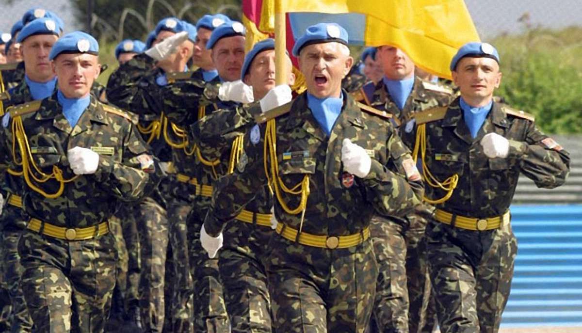В Україні створять вербувальні центри для набору добровольців в армію