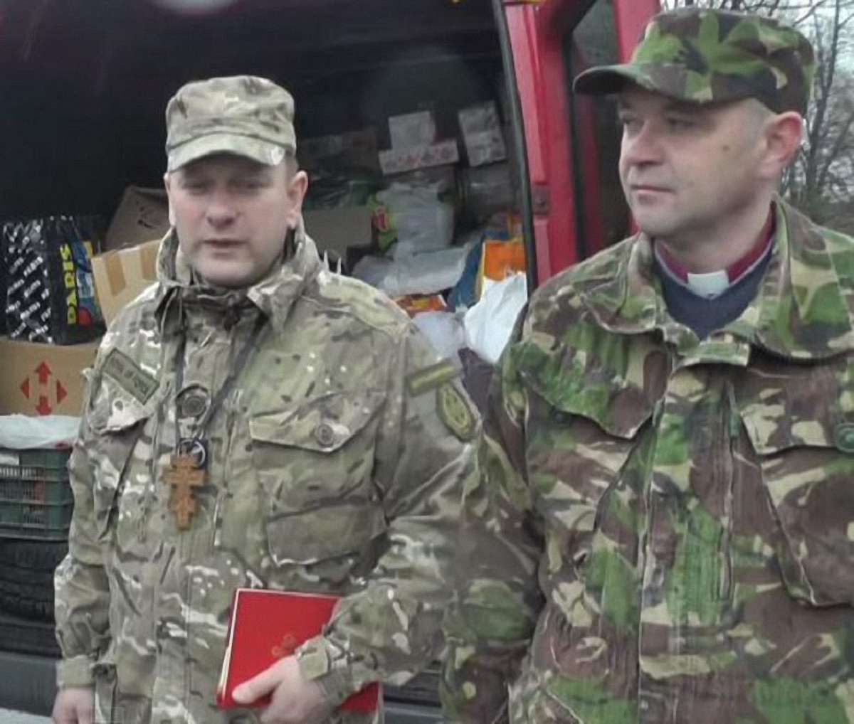 Душпастирі із Золочева допомагатимуть бійцям на передовій приготуватися до Великодня
