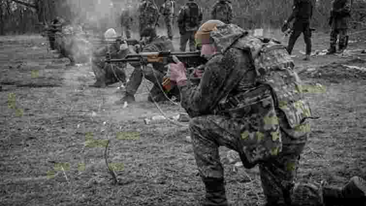 У Широкиному бійці «Азову» відбили атаку бойовиків