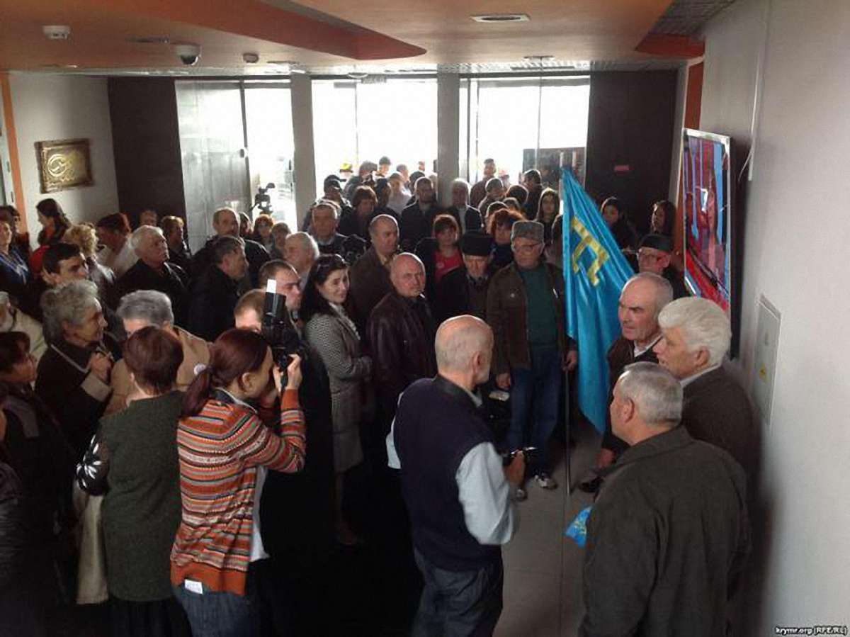В анексованому Криму припинила мовлення радіостанція «Лідер»