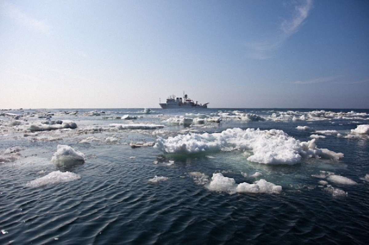 На затонулому поблизу Камчатки траулері  було четверо українців