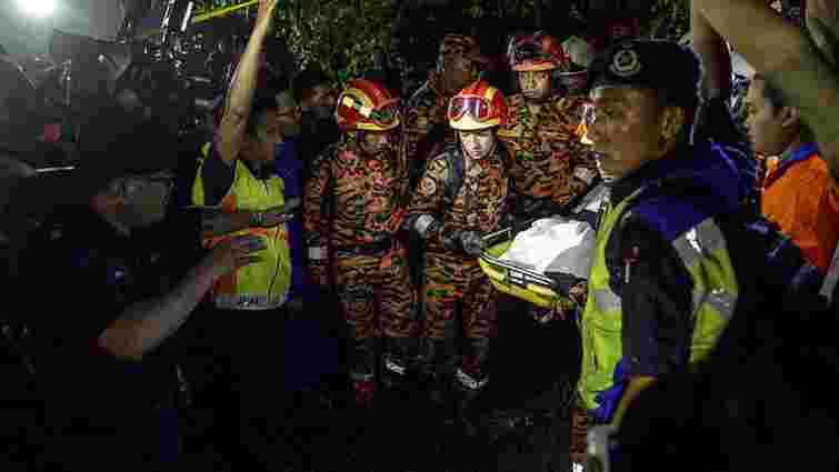 У Малайзії внаслідок вибуху гелікоптера загинули шестеро високопоставлених чиновників