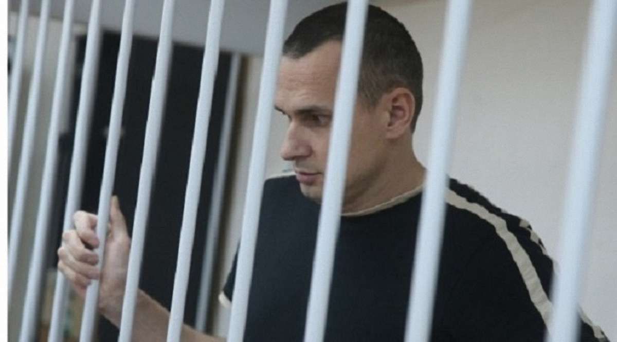 Міграційна служба підтвердила українське громадянство режисера Сенцова