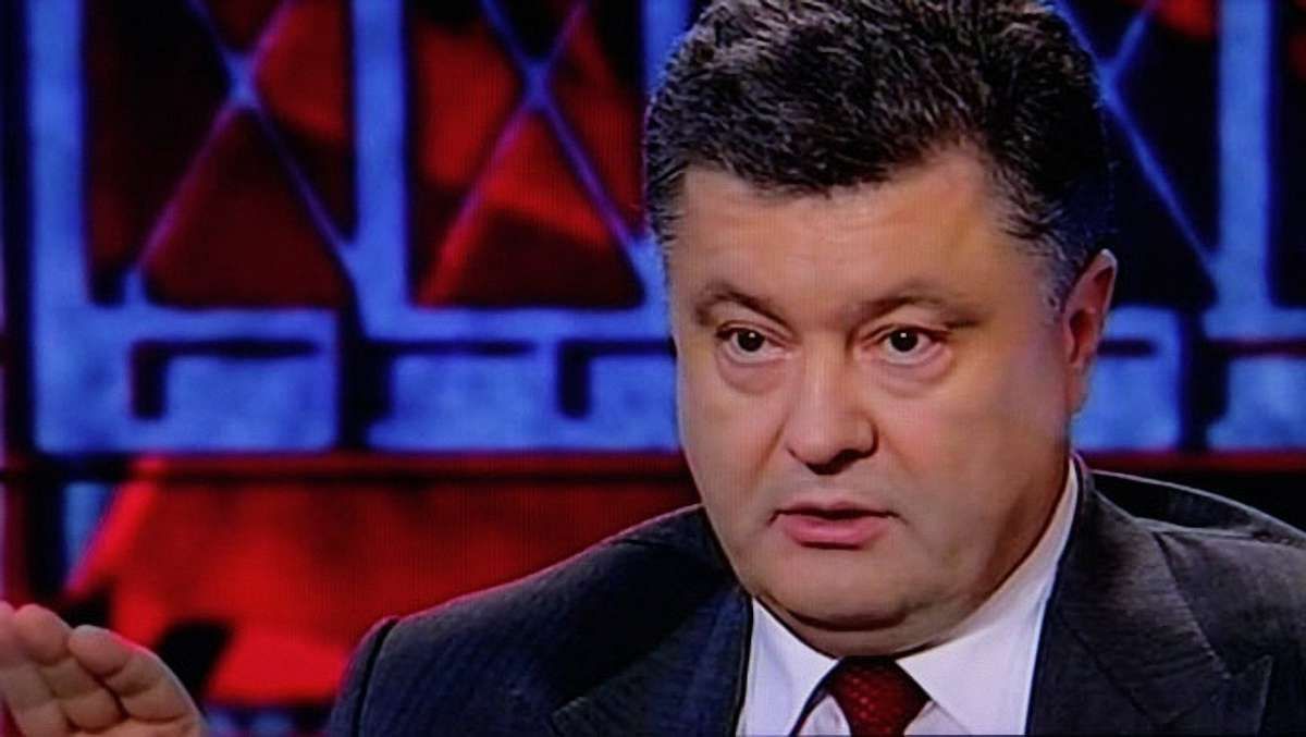 Порошенко підписав закон про суспільне мовлення