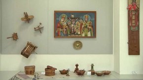 «Сакральна атрибутика Великодня». У Шевченківському гаю експонують стародавні ікони та хрести