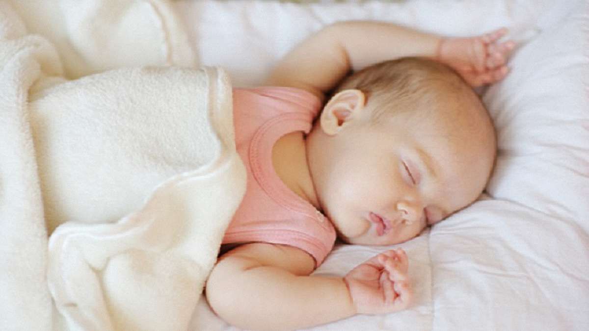 На Львівщині в квартирі знайшли тіло 6-місячного немовляти