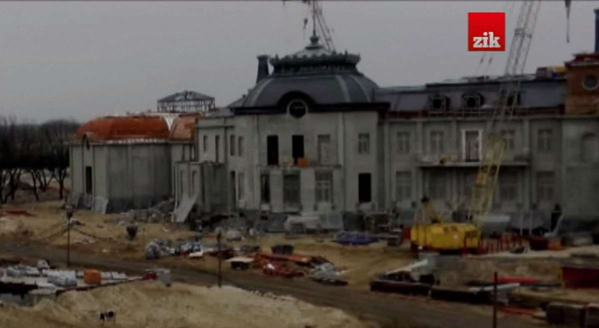 Генпрокуратура відсудила землю, де Юра Єнакіївський будував «Межигір’я-2»