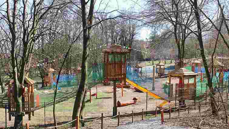 У Львові відкрився перший в Україні мотузковий парк для дітей від 3 років