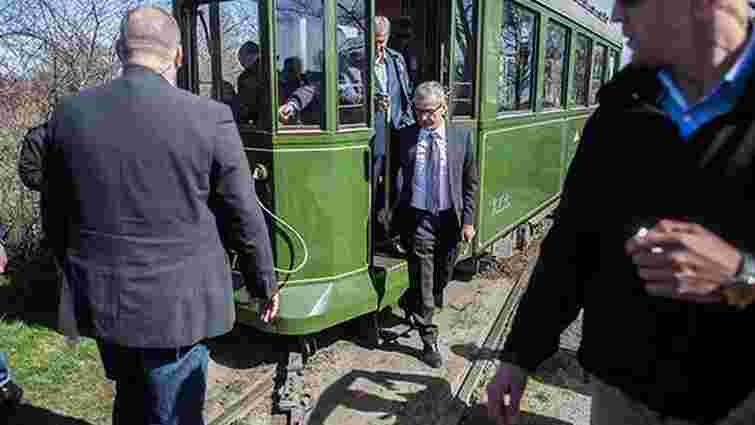 Біля Лодзі зійшов з рейок трамвай з президентом Польщі