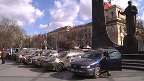 Зі Львова в зону АТО відправили нову партію спеціально підготованого транспорту