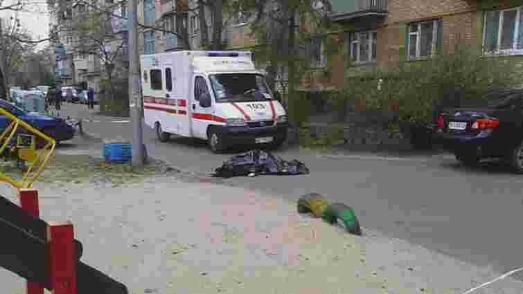 У Києві застрелили скандального журналіста Олеся Бузину