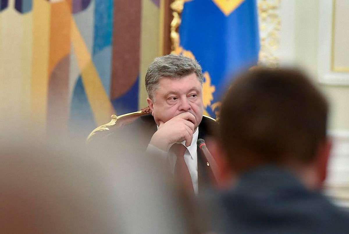 Порошенко: Безкоштовна медицина в Україні - це міф