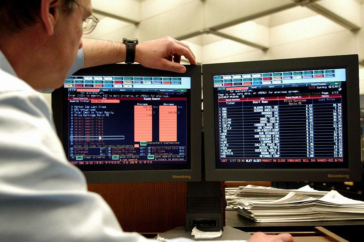 По всьому світу відключилися термінали Bloomberg