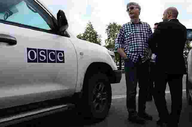 Спостерігачі ОБСЄ покинули Широкине через обстріли