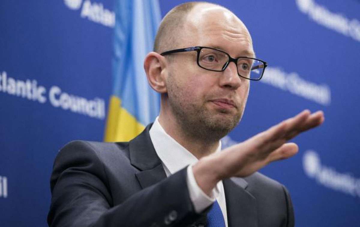 Україні потрібно реструктуризувати $23 млрд зовнішнього боргу, - Яценюк