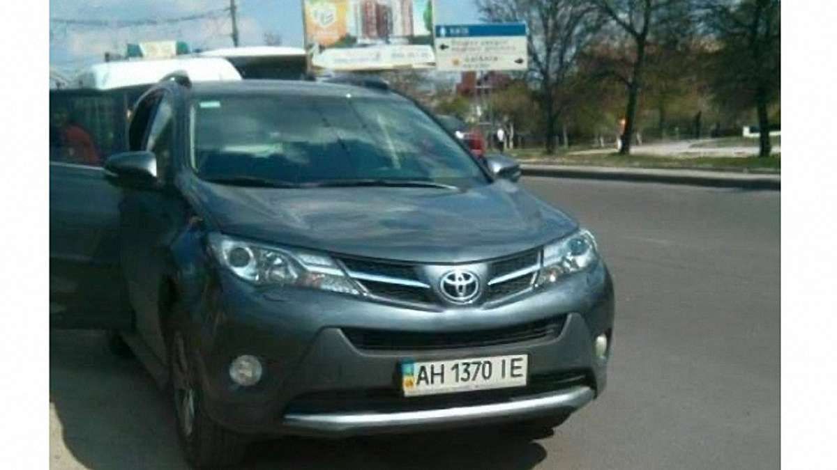У Львові автомобіль збив 9-річного хлопчика