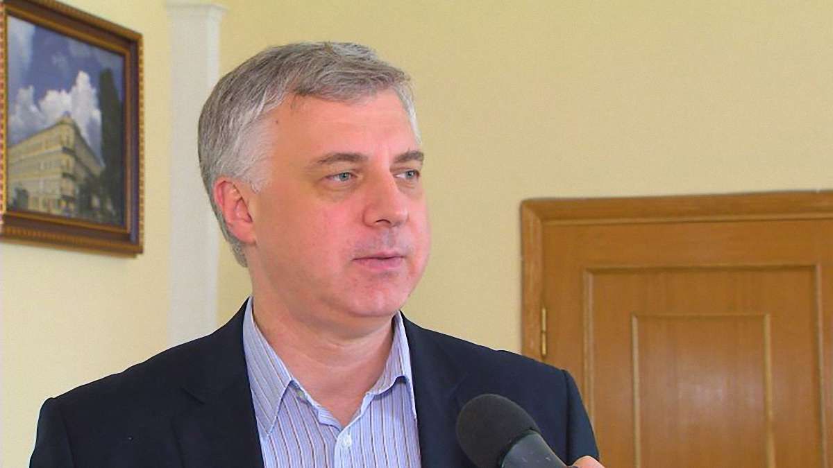 Міністр освіти зізнався, що не має власного житла і їздить на метро