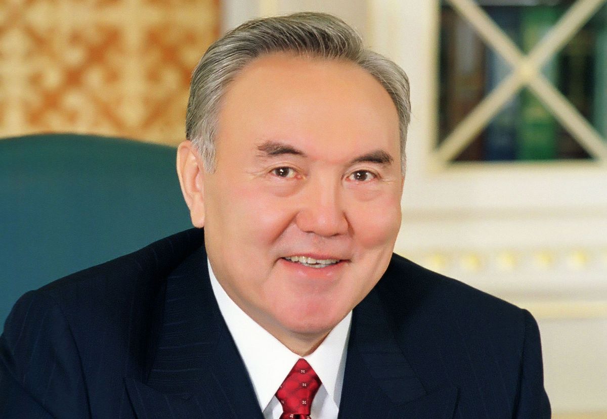 Назарбаєв отримав на виборах 97,7% голосів
