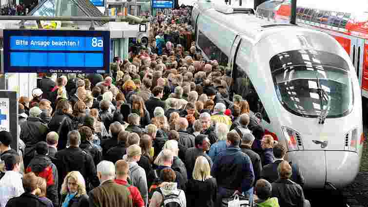 На німецькій залізниці через страйк може на тиждень зупинитися рух потягів