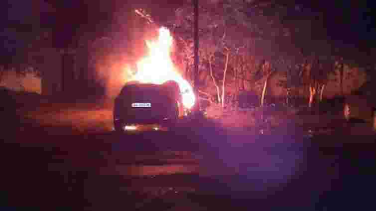 На Закарпатті спалили автівку депутата