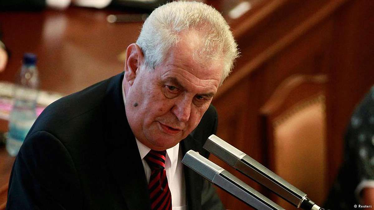 Президент Чехії похвалився Путіну, що не підтримував санкції ЄС проти РФ