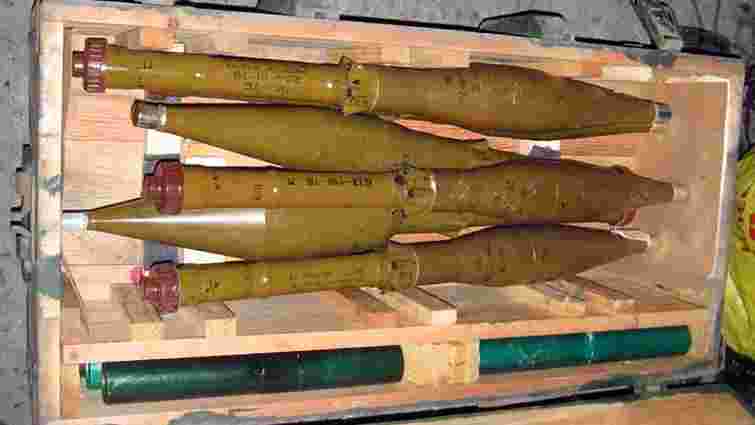 У Красноармійську виявили великий склад зброї