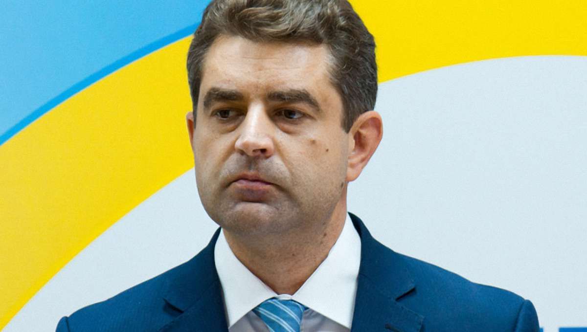 Порошенко призначив Євгена Перебийноса послом України у Латвії