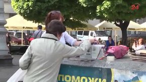 Волонтери закликали львів'ян жертвувати добротні кросівки для фронтовиків
