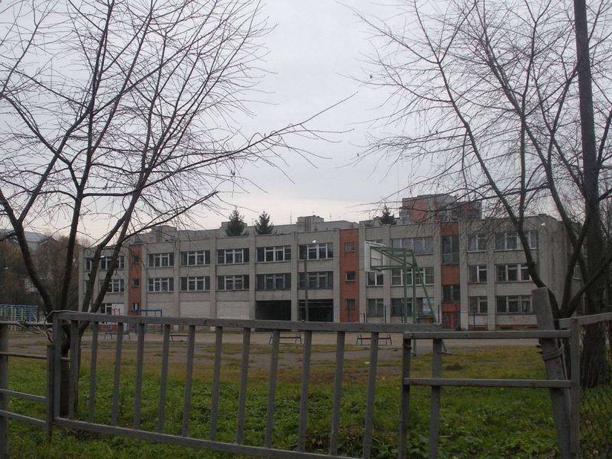 Газовий балончик на годину «паралізував» роботу школи у Львові