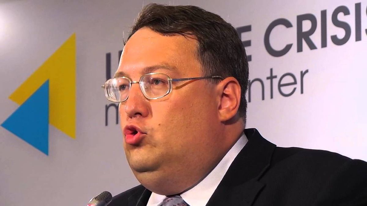 Геращенко запропонував обміняти двох військових РФ на Савченко та ще 400 полонених