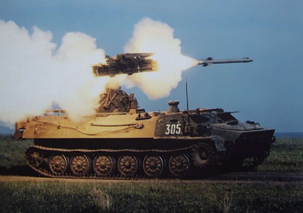 На Донеччині бійці полку «Дніпро-1» виявили зенітно-ракетний комплекс «Стріла» бойовиків